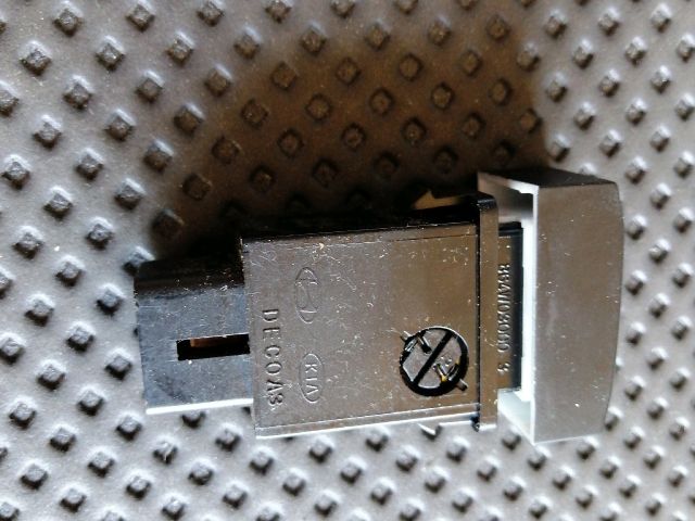 bontott KIA SORENTO Ablakfűtés Kapcsoló