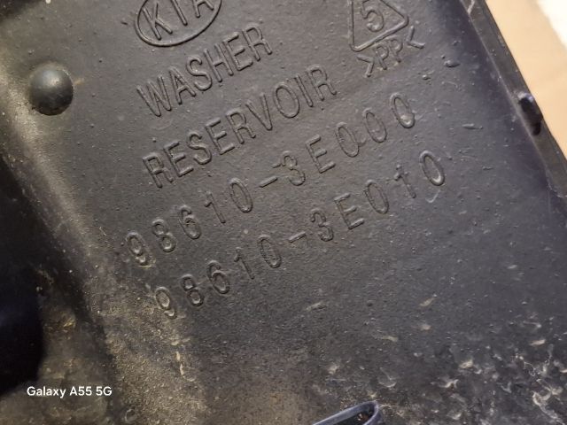 bontott KIA SORENTO Ablakmosó Tartály