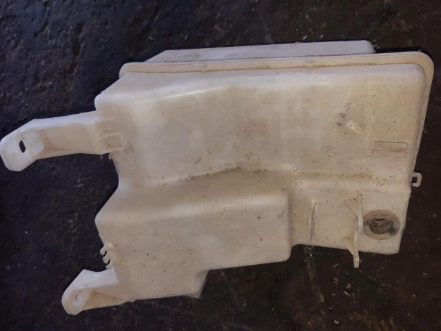 bontott KIA SORENTO Ablakmosó Tartály