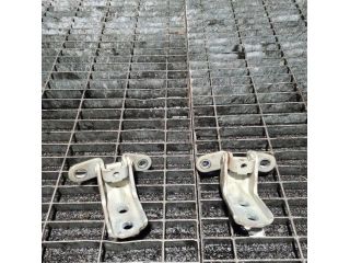 bontott KIA SORENTO Ajtó Zsanér (Pozíciófüggetlen)