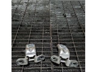 bontott KIA SORENTO Ajtó Zsanér (Pozíciófüggetlen)