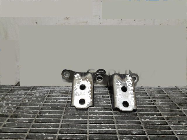 bontott KIA SORENTO Ajtó Zsanér (Pozíciófüggetlen)