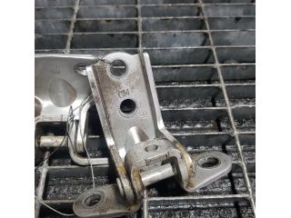 bontott KIA SORENTO Ajtó Zsanér (Pozíciófüggetlen)