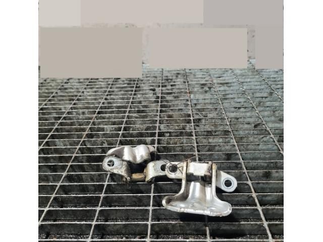 bontott KIA SORENTO Ajtó Zsanér (Pozíciófüggetlen)