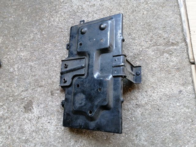 bontott KIA SORENTO Akkumulátor Tartó