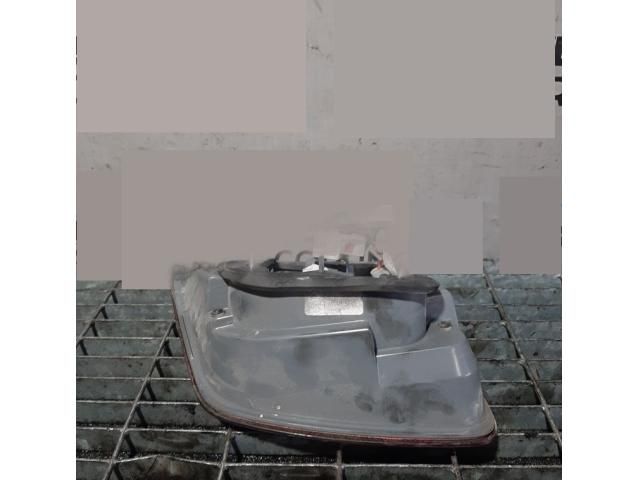 bontott KIA SORENTO Bal Belső Hátsó Lámpa