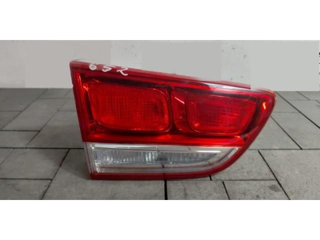 bontott KIA SORENTO Bal Belső Hátsó Lámpa