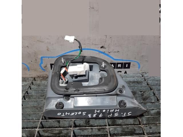 bontott KIA SORENTO Bal Belső Hátsó Lámpa