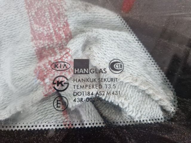 bontott KIA SORENTO Bal C Oszlop Oldalablak Üveg