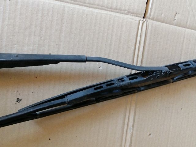 bontott KIA SORENTO Bal első Ablaktörlő Kar