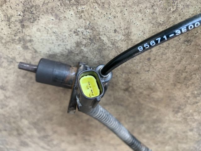 bontott KIA SORENTO Bal első ABS Jeladó