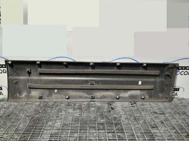 bontott KIA SORENTO Bal első Ajtó Díszléc