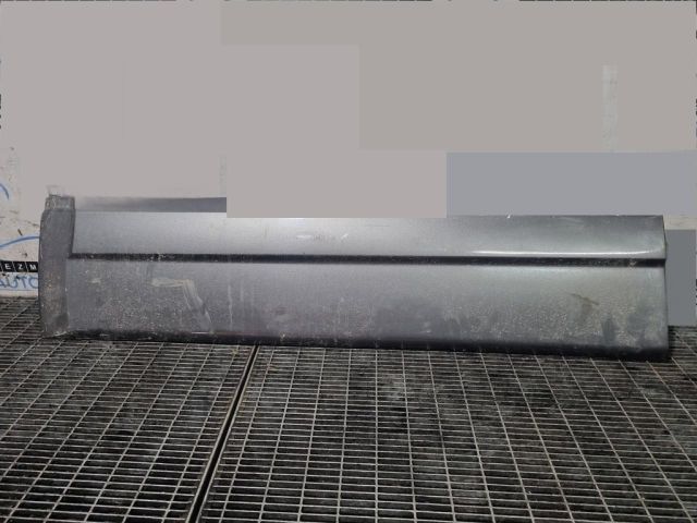 bontott KIA SORENTO Bal első Ajtó Díszléc