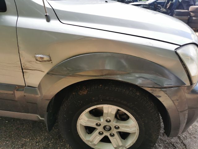 bontott KIA SORENTO Bal első Ajtó (Részeivel)