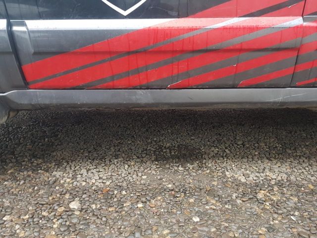 bontott KIA SORENTO Bal első Ajtó (Üres lemez)