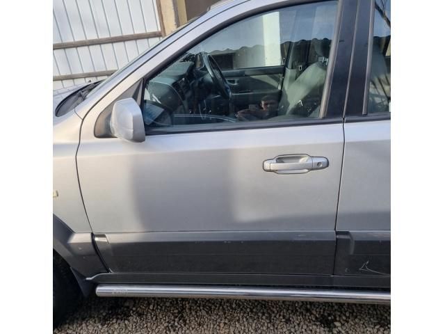 bontott KIA SORENTO Bal első Ajtó (Üres lemez)