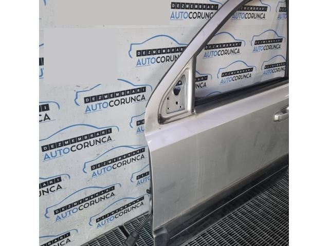 bontott KIA SORENTO Bal első Ajtó (Üres lemez)