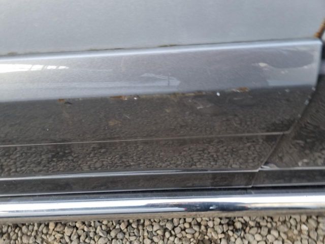 bontott KIA SORENTO Bal első Ajtó (Üres lemez)