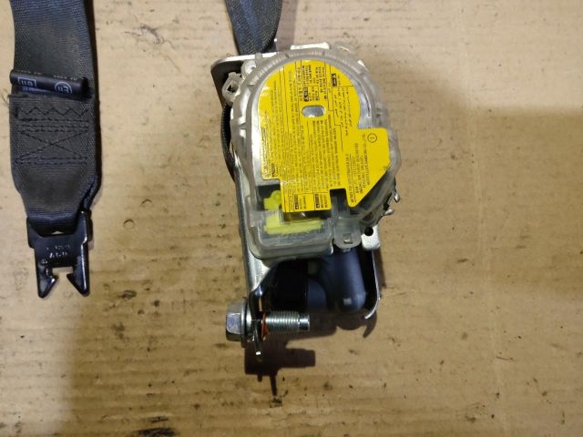 bontott KIA SORENTO Bal első Biztonsági Öv