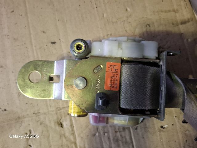 bontott KIA SORENTO Bal első Biztonsági Öv