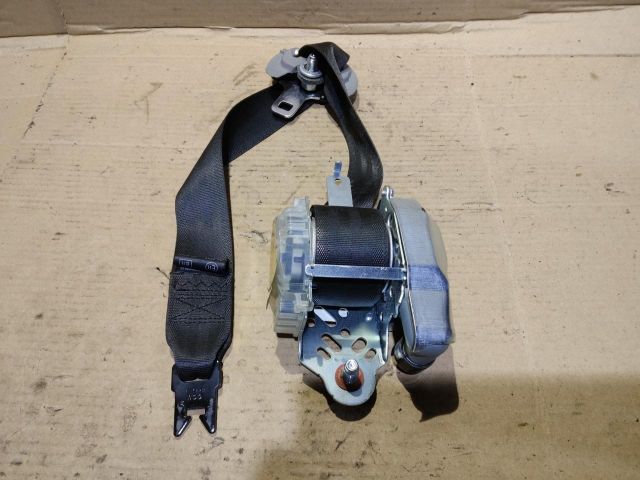 bontott KIA SORENTO Bal első Biztonsági Öv