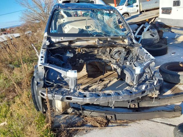 bontott KIA SORENTO Bal első Negyed Karosszéria Csomag