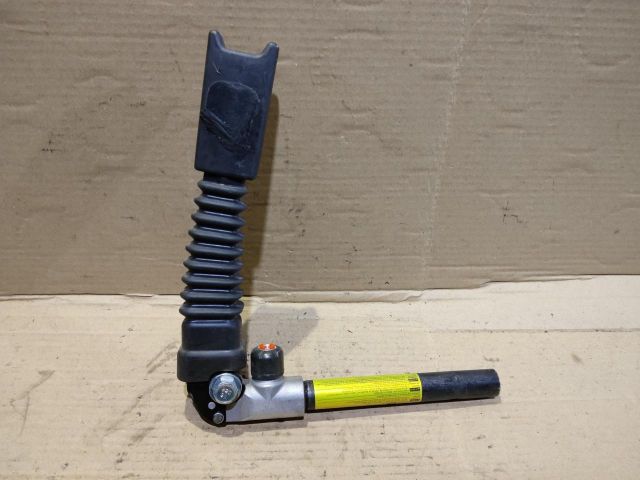 bontott KIA SORENTO Bal első Övfeszítő