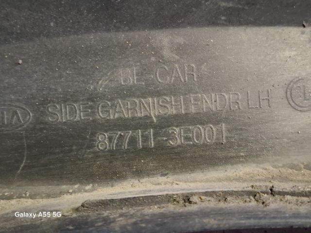 bontott KIA SORENTO Bal első Sárvédő Szélesítő