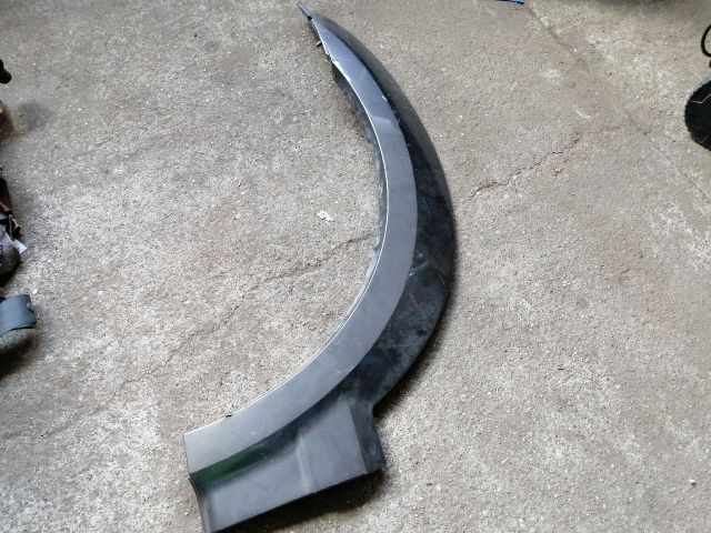 bontott KIA SORENTO Bal első Sárvédő Szélesítő