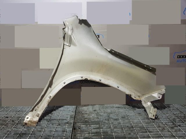 bontott KIA SORENTO Bal első Sárvédő