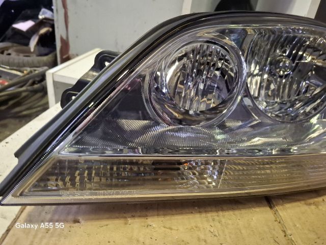 bontott KIA SORENTO Bal Fényszóró