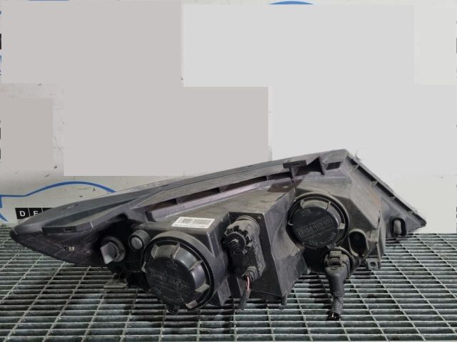 bontott KIA SORENTO Bal Fényszóró