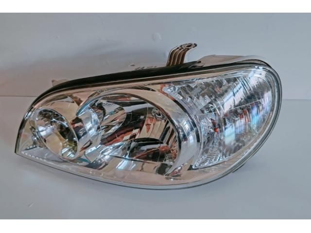 bontott KIA SORENTO Bal Fényszóró