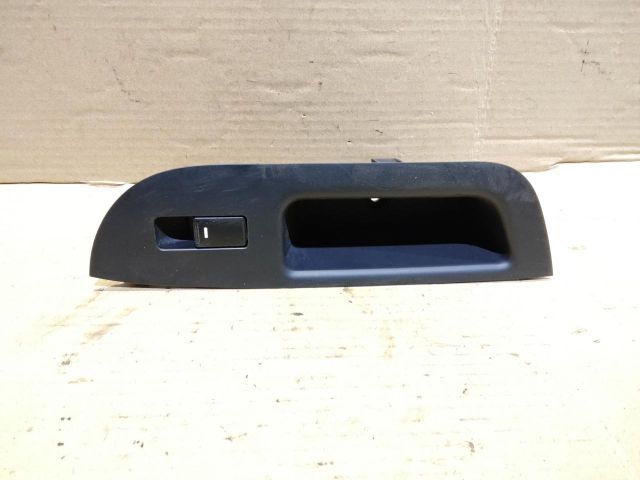 bontott KIA SORENTO Bal hátsó Ablakemelő Kapcsoló