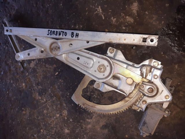 bontott KIA SORENTO Bal hátsó Ablakemelő Szerkezet (Elektromos)