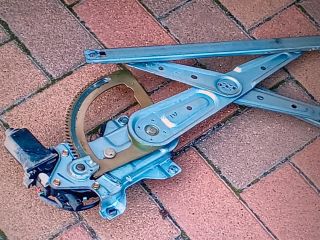 bontott KIA SORENTO Bal hátsó Ablakemelő Szerkezet (Elektromos)