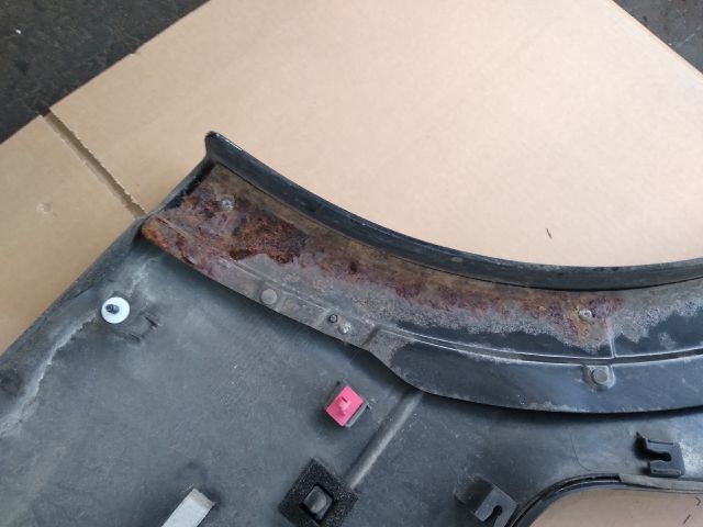 bontott KIA SORENTO Bal hátsó Ajtó Díszléc