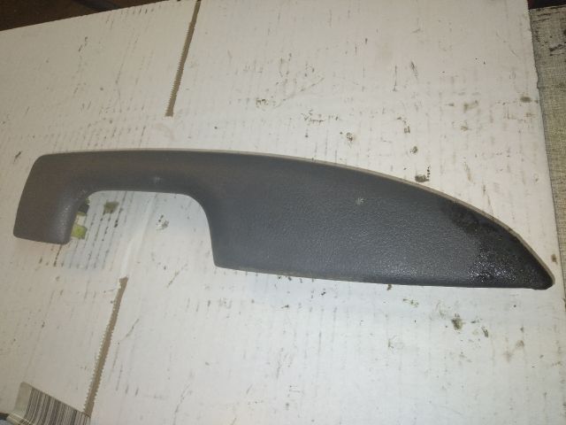 bontott KIA SORENTO Bal hátsó Ajtó Kárpit Könyöklő