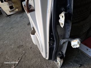 bontott KIA SORENTO Bal hátsó Ajtó (Részeivel)