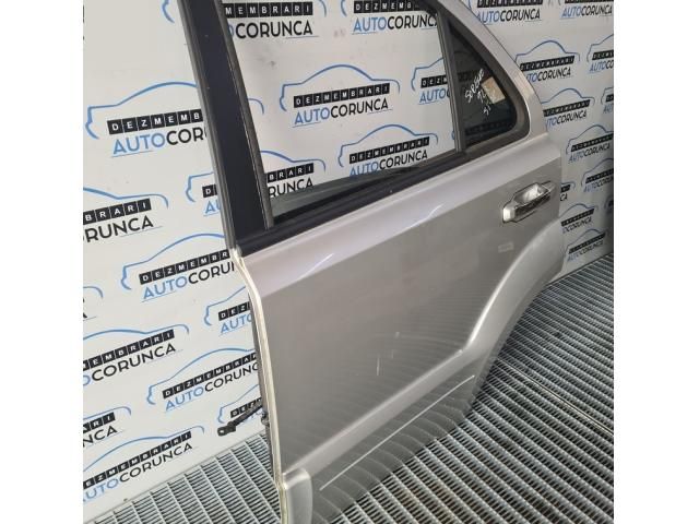 bontott KIA SORENTO Bal hátsó Ajtó (Üres lemez)