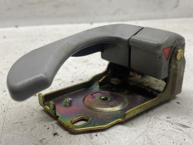 bontott KIA SORENTO Bal hátsó Belső Kilincs