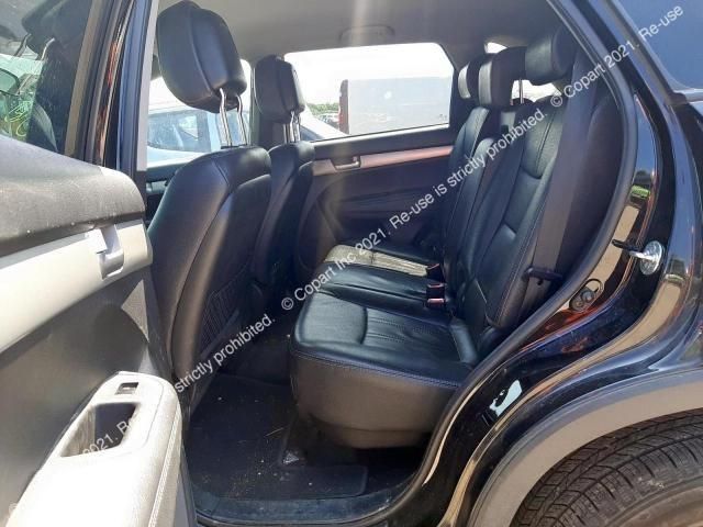 bontott KIA SORENTO Bal hátsó Belső Küszöb Burkolat