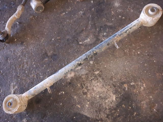 bontott KIA SORENTO Bal hátsó Futómű Kitámasztó