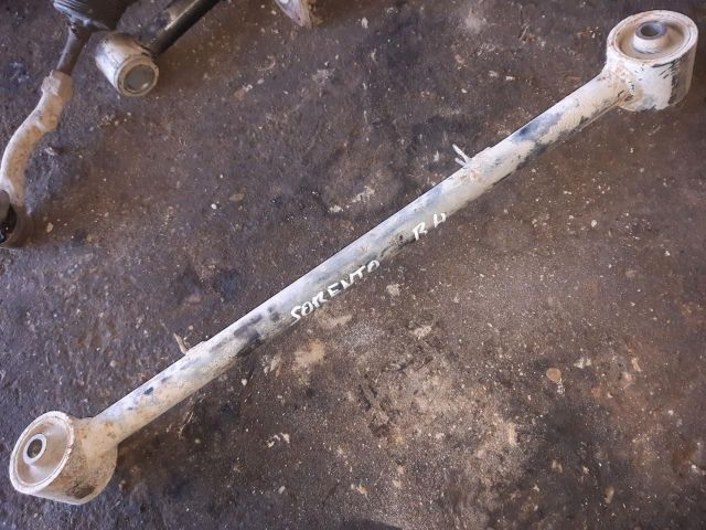 bontott KIA SORENTO Bal hátsó Futómű Kitámasztó