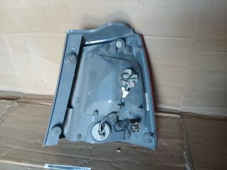 bontott KIA SORENTO Bal Hátsó Lámpa