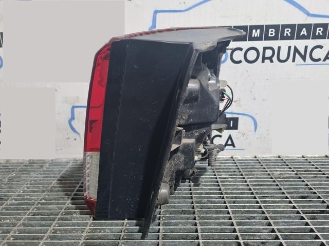 bontott KIA SORENTO Bal Hátsó Lámpa