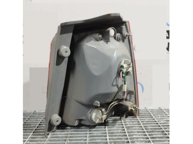 bontott KIA SORENTO Bal Hátsó Lámpa