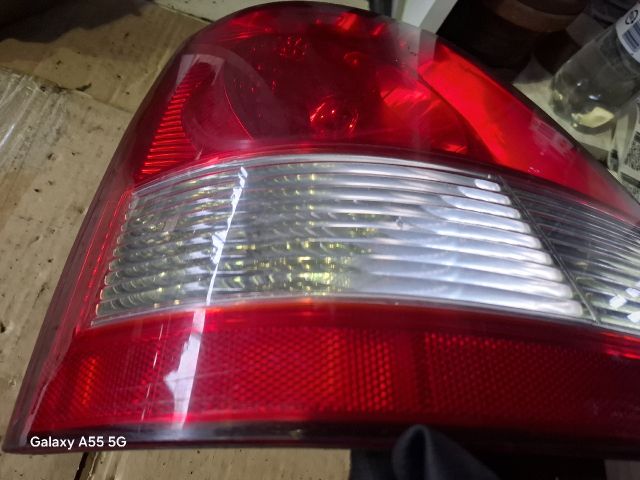 bontott KIA SORENTO Bal Hátsó Lámpa