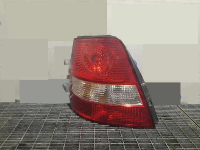 bontott KIA SORENTO Bal Hátsó Lámpa