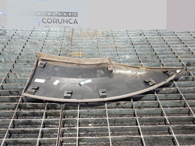 bontott KIA SORENTO Bal hátsó Sárvédő Díszléc